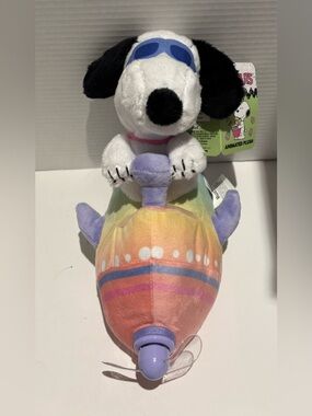 Peanuts Snoopy Animated Plush In Easter Egg Airplane New With Tag